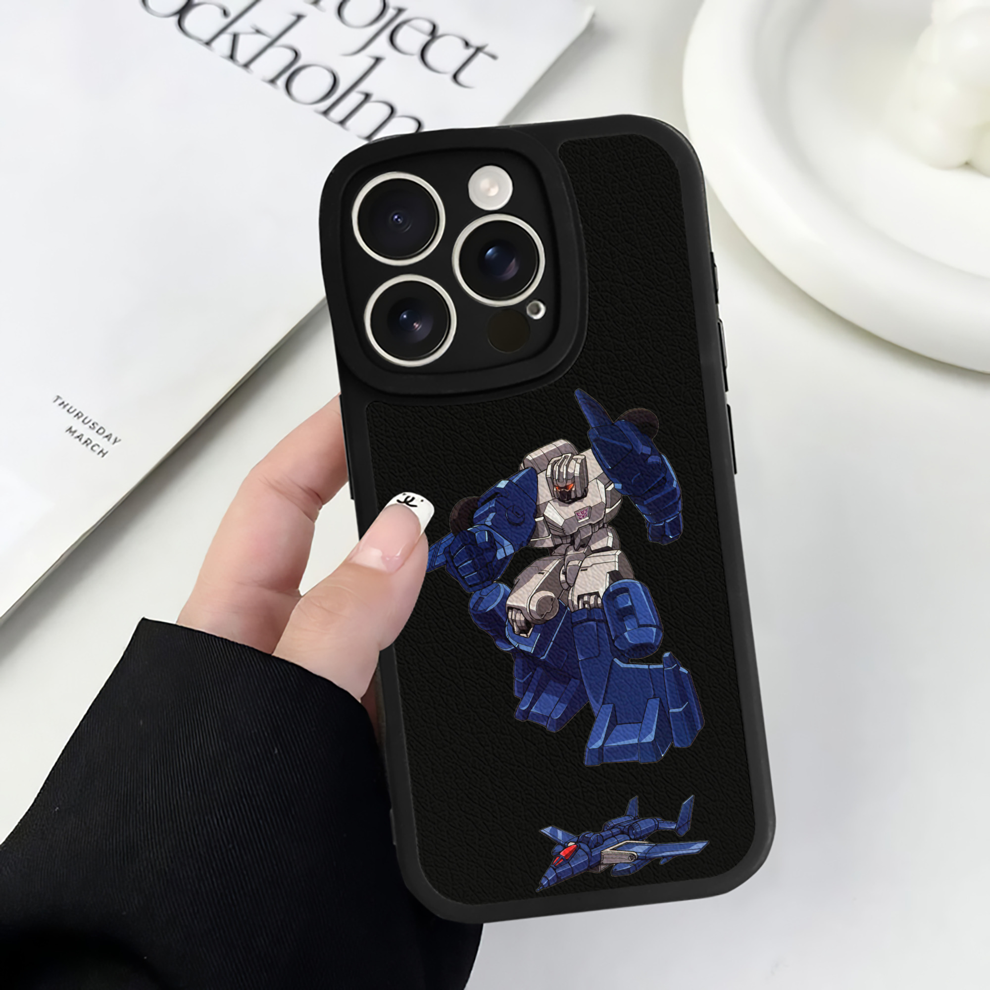 （画像用）  【iPhone 16シリーズ対応】シリコンスマホケース（レザー調） 材質：シリコン
